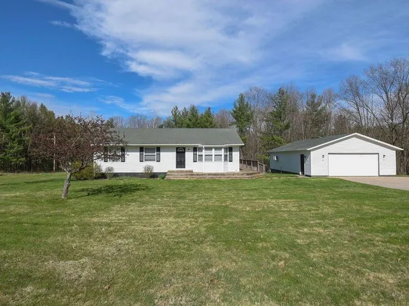 8640 Northland Dr, Stanwood, MI 49346