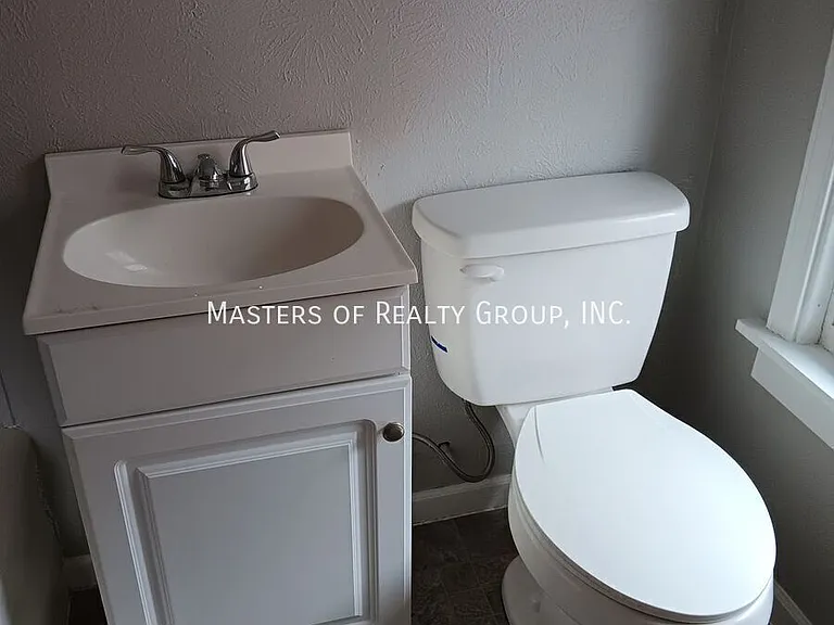 1129 Diamond Ave — Photo 22