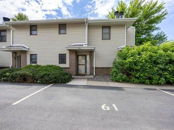 926 E Travelers Trl #66, Burnsville, MN 55337