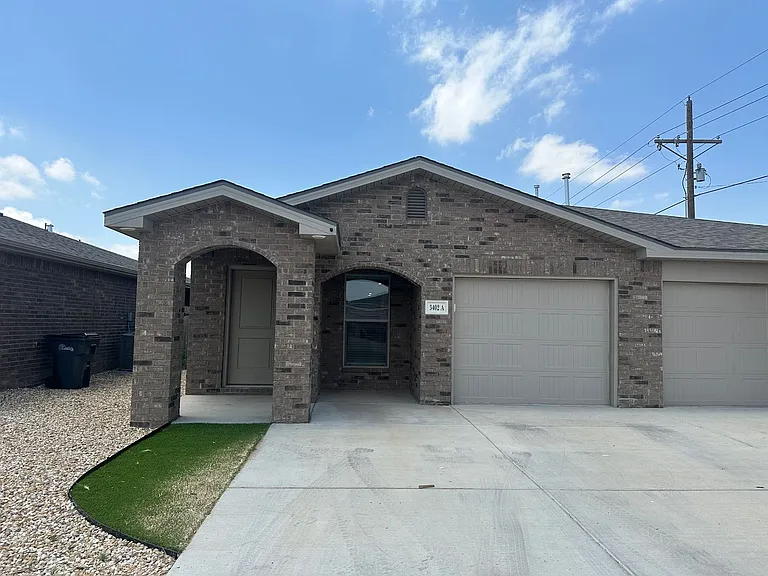 3402 Tiffin Ave — Photo 1