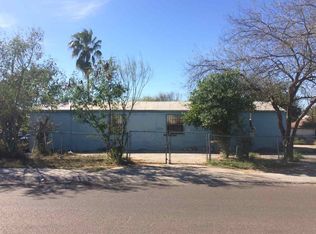 820 E Gustavus St, Laredo, TX 78040