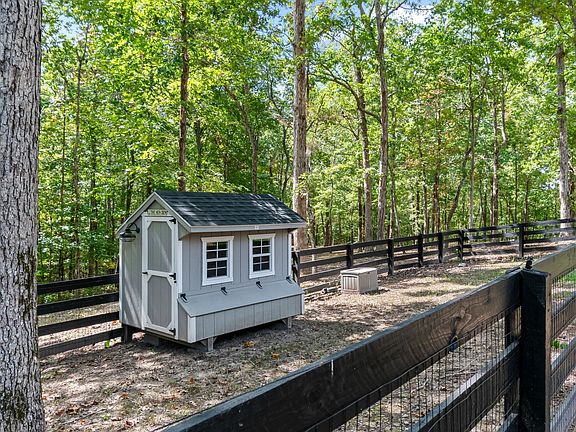 81st image of 6011 Garrison Springs Rd