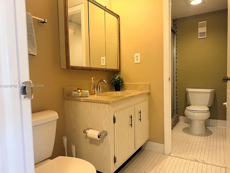 1100 Saint Charles Pl #620 — Photo 12