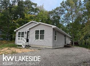 3948 Mary Anne Ln, Caseville, MI 48725