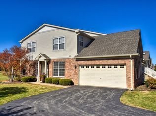 1586 Millbrook Dr, Algonquin, IL 60102