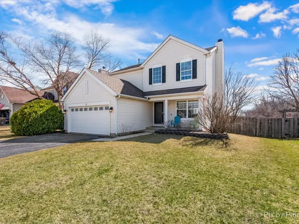 6 Rolling Hills Ct, Lake In The Hills, IL 60156