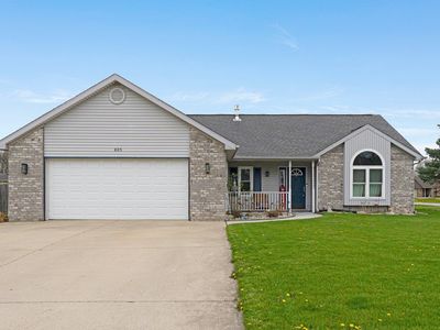 805 Deer Ridge Xing, Auburn, IN, 46706