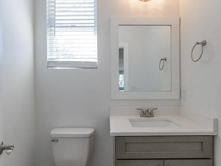 1713A Simpkins St — Photo 15