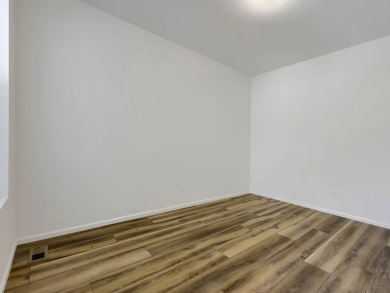 17214 W 94th Ave — Photo 23