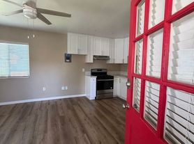 Spacious 1 Bedroom/1 Bathroom Apartment - $500 Off Move In + Reimbursed Application Fee