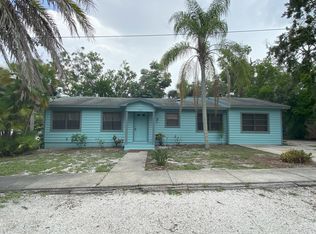 401 Kentucky Ave, Crystal Beach, FL 34681