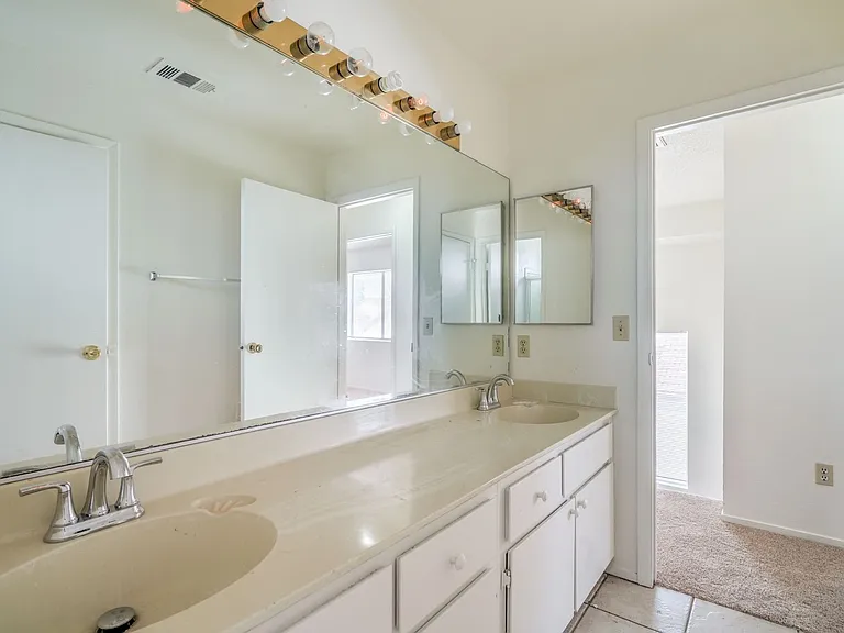 2824 Poppyseed Way — Photo 17