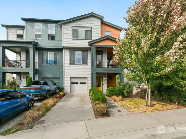 1074 SW 97th Street, Seattle, WA 98106