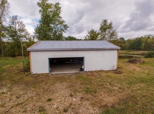 5101 Hallenbeck Hwy, Manitou Beach, MI 49253