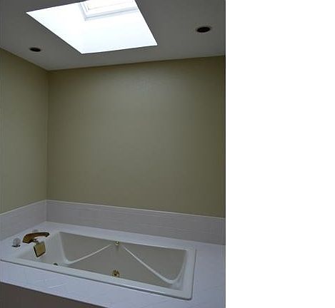 Master Whirlpool Tub