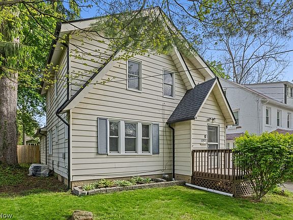 4th image of 1393 Bryden Dr