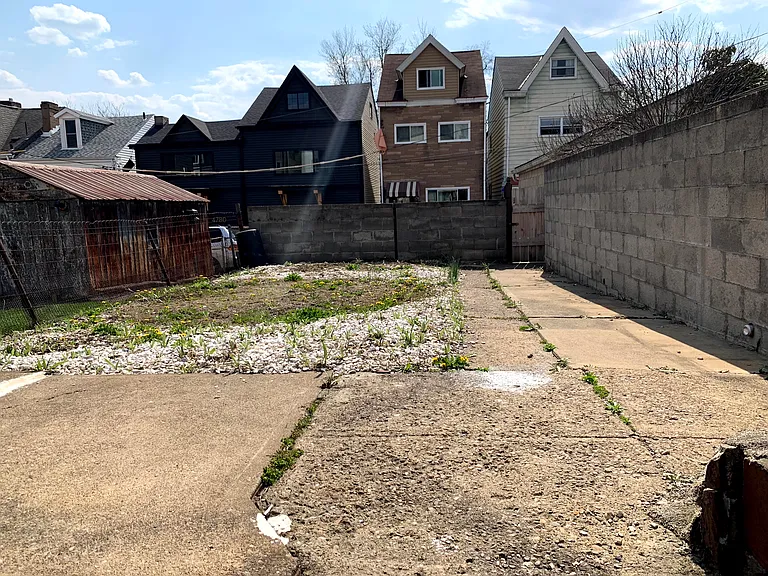 4776 Yew St — Photo 14