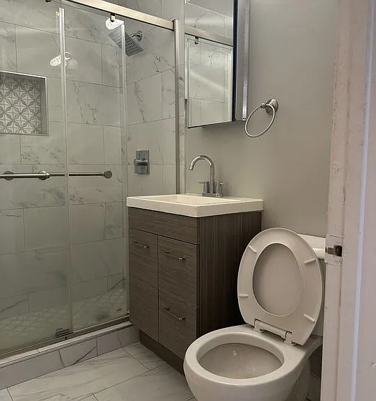 326 S Serrano Ave #4 — Photo 9