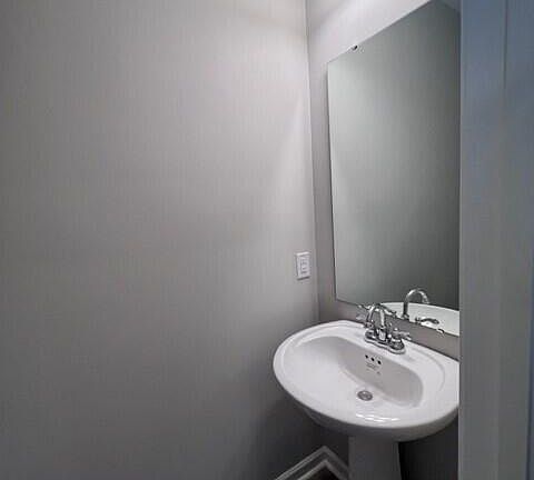 5th image of 9012 Laurel Bay Lane #5