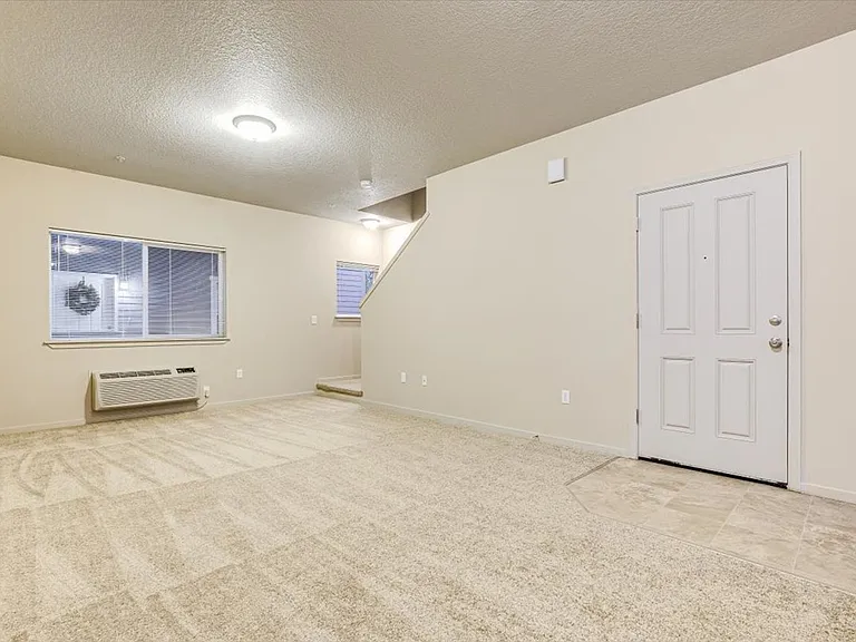 13409 NW Sherry St — Photo 5