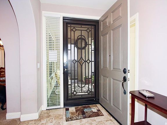 3rd image of 93 Montilla Cir