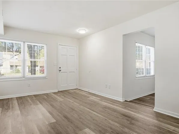 3712 Bancroft Dr, Virginia Beach, VA 23452