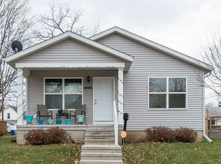 1406 M St SW, Cedar Rapids, IA 52404