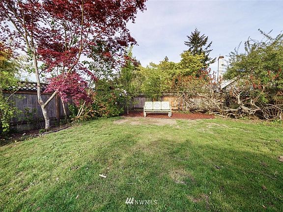 4th image of 502 Fairview St SE