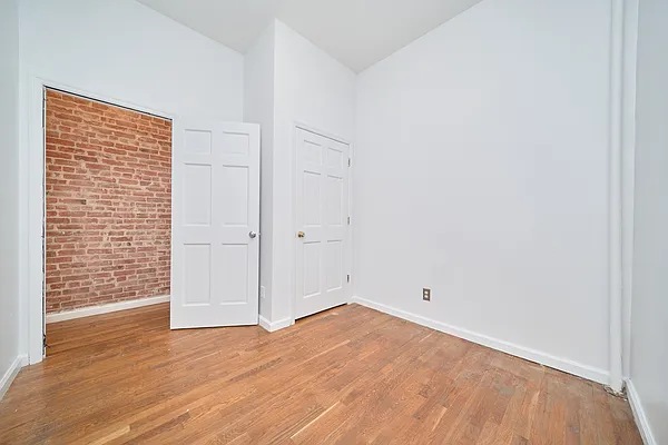 Rented by Living New York | media 18