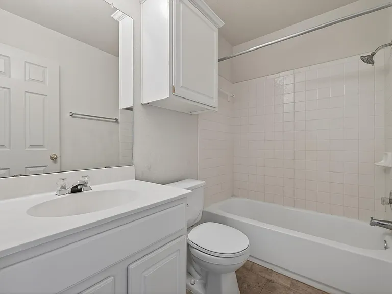907 Settlement Cv — Photo 24
