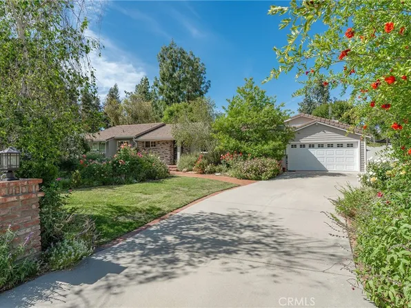 23327 Califa St, Woodland Hills, CA 91367