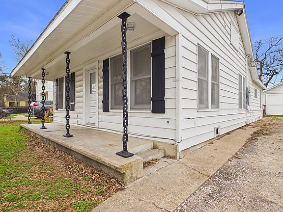 3rd image of 138 Watson St