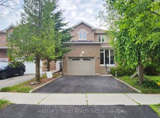 9 Springer Dr, Richmond Hill, ON L4C 0E9
