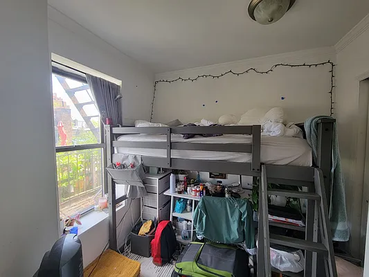 Rented by Keller Williams NYC | media 15