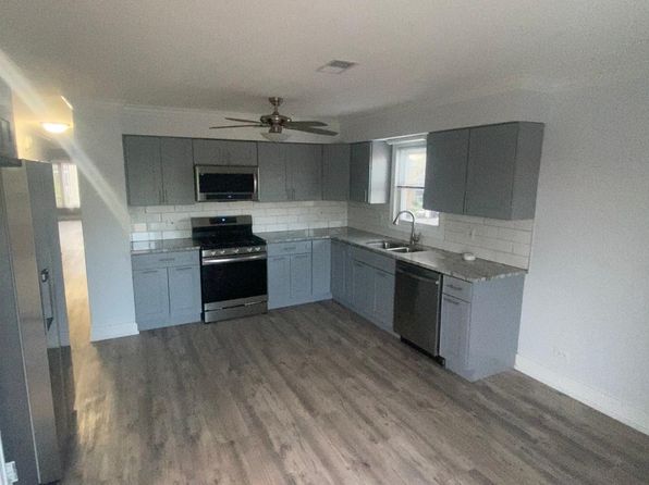 7835 W Addison St #2