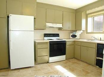 2nd image of 303 Summer Hill Dr