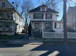725 W 4th St, Plainfield, NJ 07060