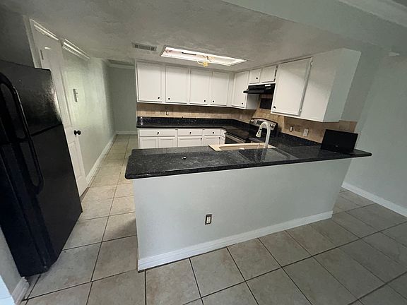 4th image of 19311 Leafwood Ln