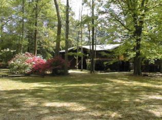 998 Harry Sones Rd, Carriere, MS 39426