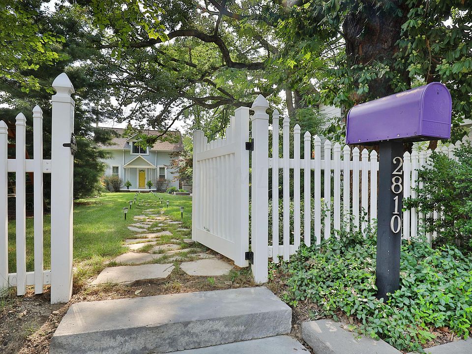 1st image of 2810 Indianola Ave