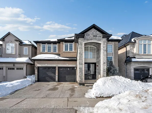 4689 Leanna Heights Rd, Burlington, ON L7M 0G3