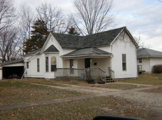 505 Pearl St, Macon, MO 63552
