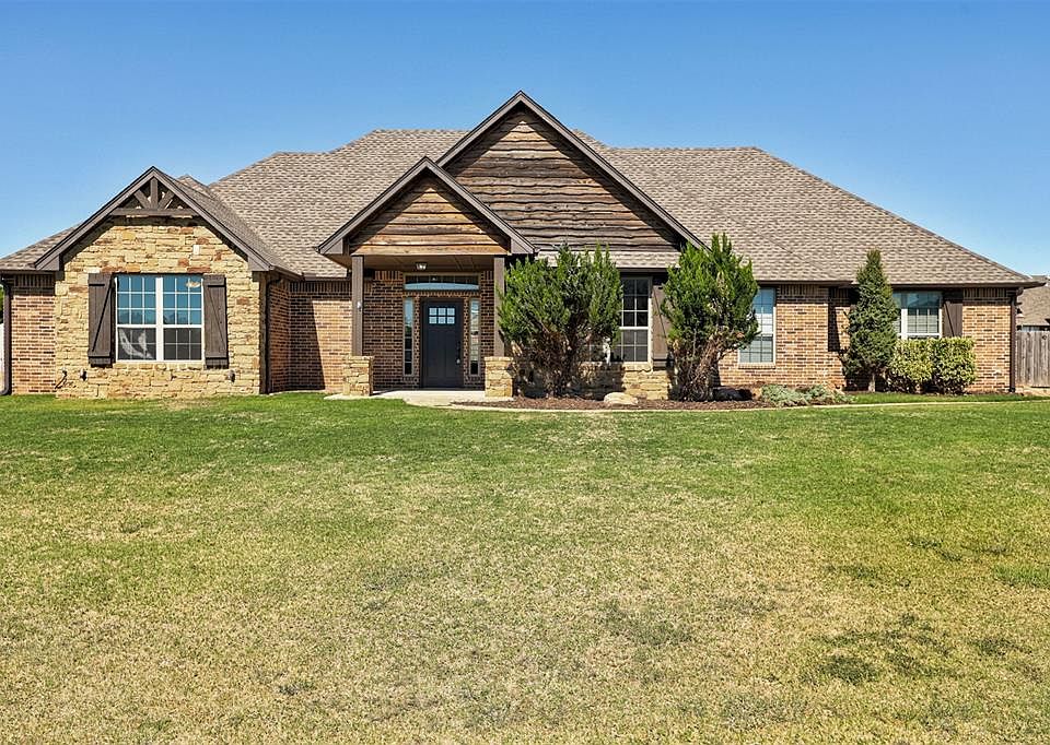 1st image of 4805 Crestmere Ln