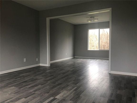 5th image of 3951 Sunshine Ave