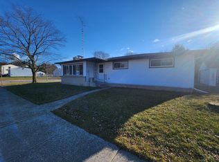 2803 13th St, Two Rivers, WI 54241