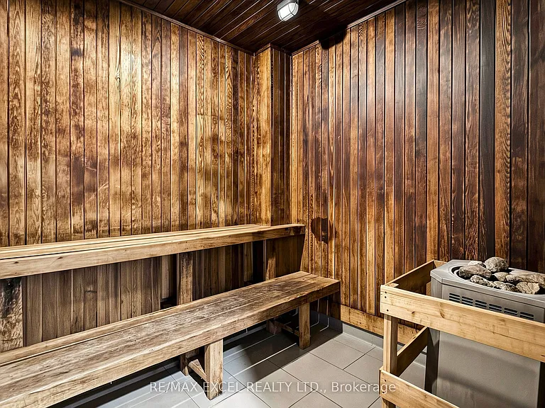 350 Red Maple Rd #508 — Photo 43