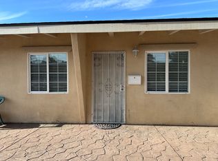 24269 Arch St APT C, Newhall, CA 91321