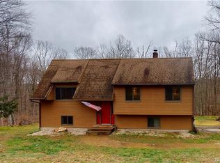 104 Pinebrook Rd, Colchester, CT 06415