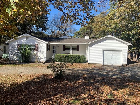 264 Se Main St Eufaula Ok 74432 Mls 2040618 Zillow