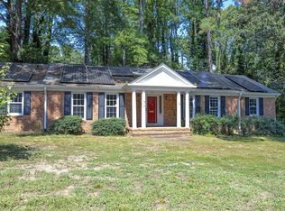 910 Parham St, Henderson, NC 27536